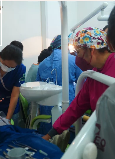 Atención clínica supervisada en ortodoncia